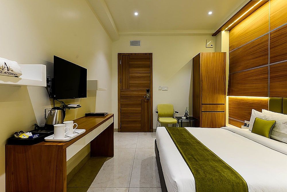 The Hubstreet Hotel Business Category Room 15