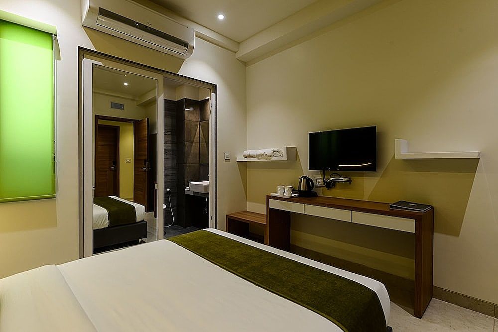 The Hubstreet Hotel Business Category Room 14