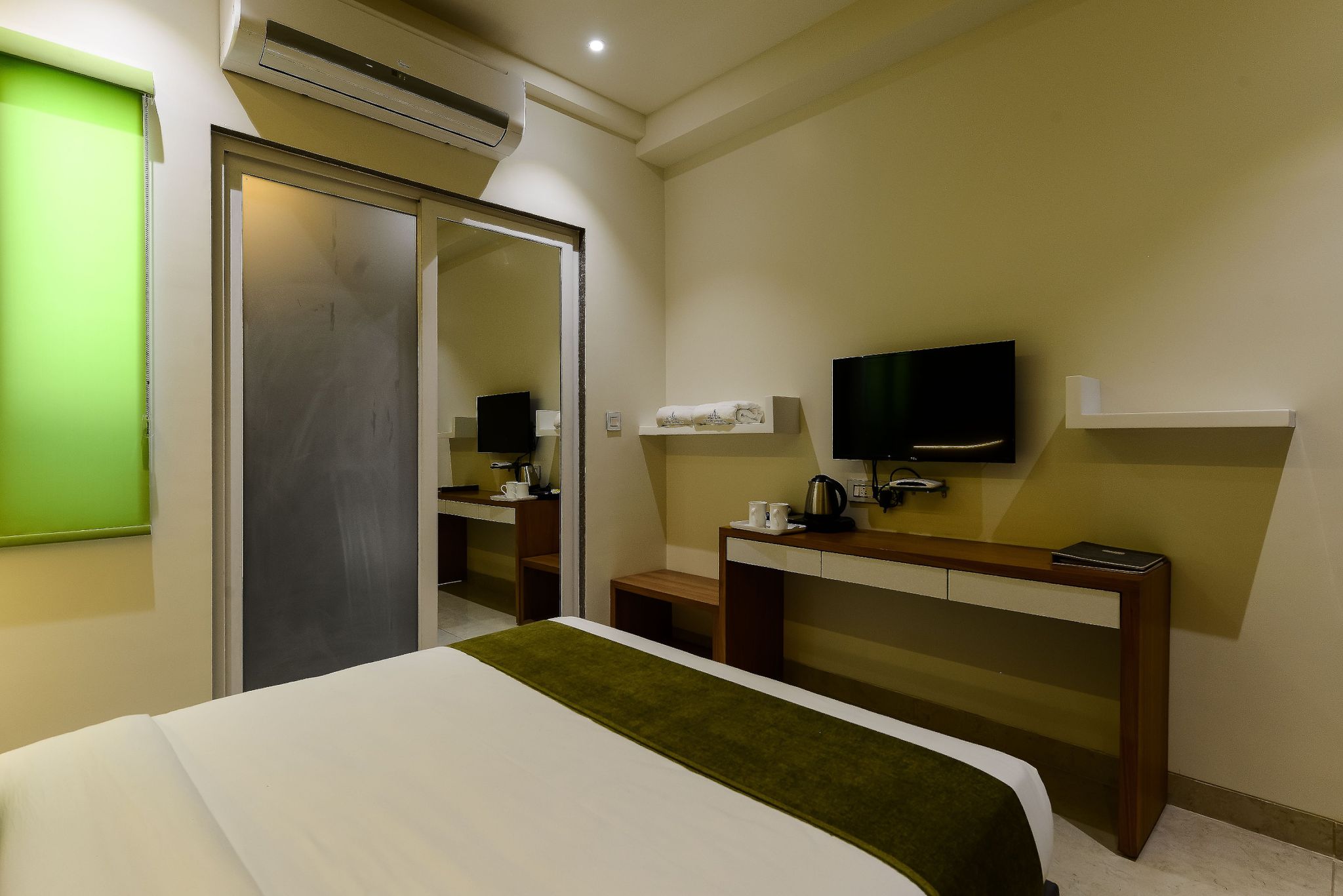 The Hubstreet Hotel Business Category Room 3