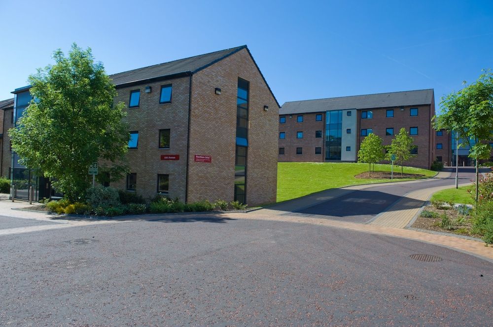 undefined Queens University Belfast - Elms Village - Hostel 3