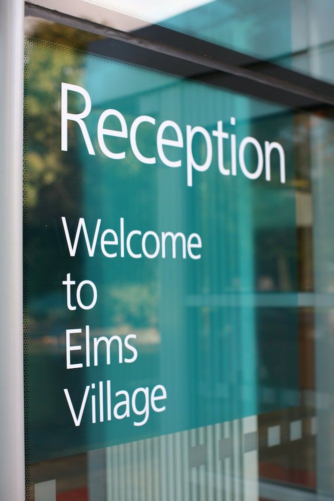 undefined Queens University Belfast - Elms Village - Hostel 4
