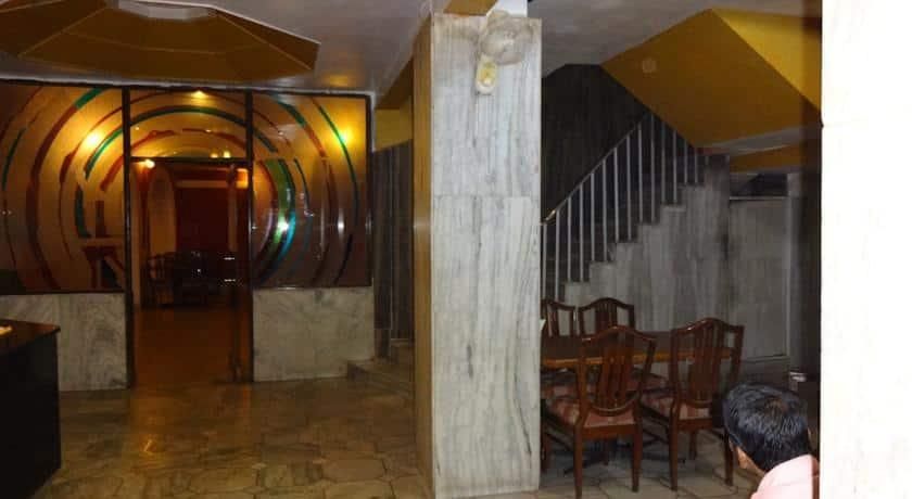 undefined Hotel Hilton Palace 5