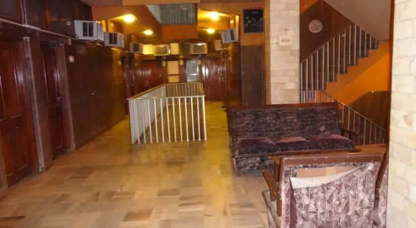 undefined Hotel Hilton Palace 6