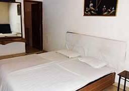 undefined Hotel Hilton Palace 2