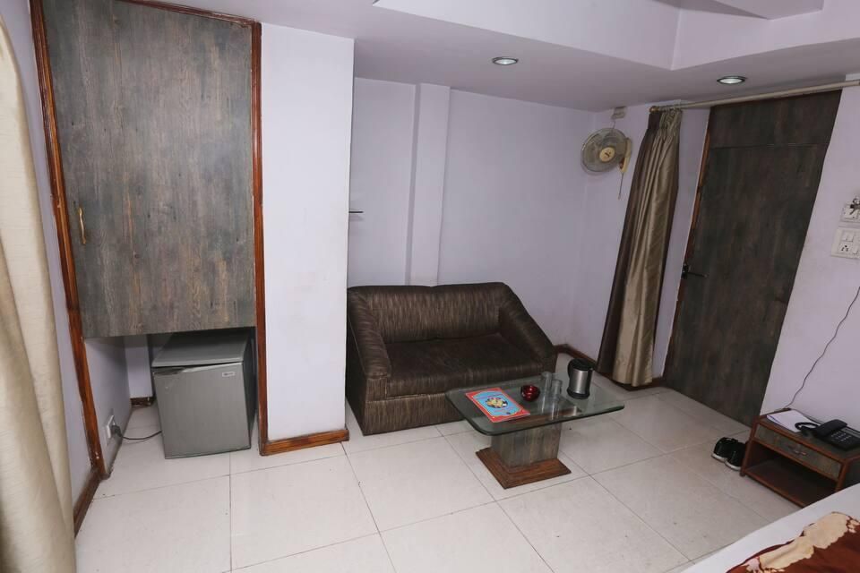 undefined Madan Maharaj Hotel 6