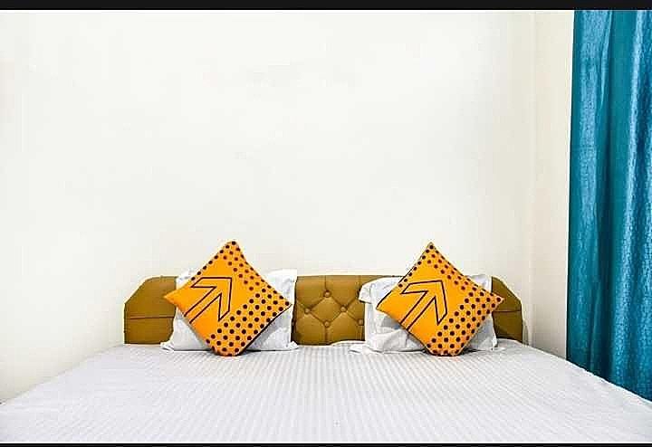 undefined SPOT ON 88224 Hotel Anil Lodge 2