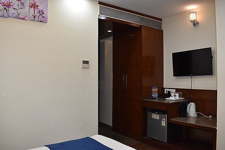 AC Studio Room with High Speed WIFI