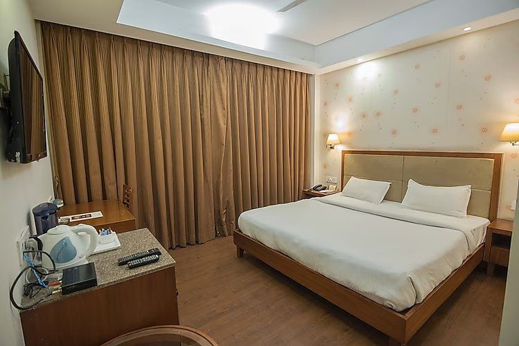 L N Hotels & Resorts AC Deluxe Room with High Speed WIFI