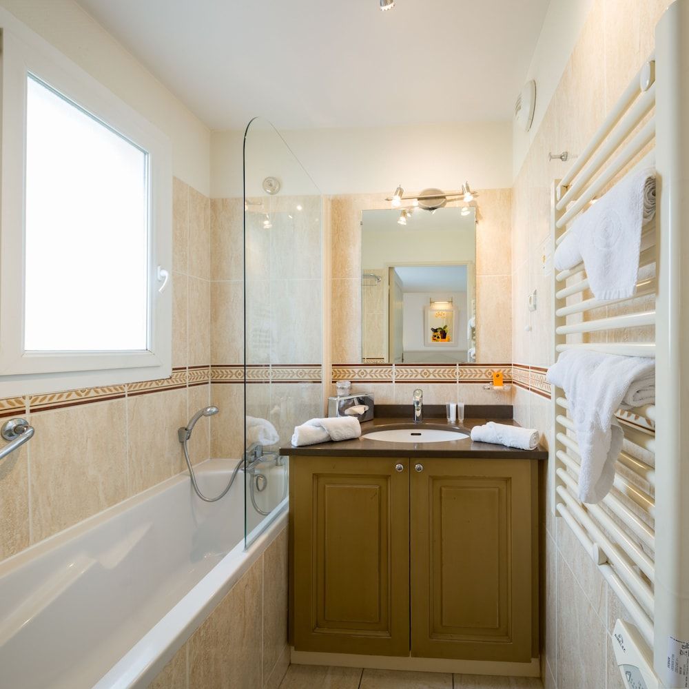  La Closerie – SPA & Résidence Hôtel Apartment (for 6) 3