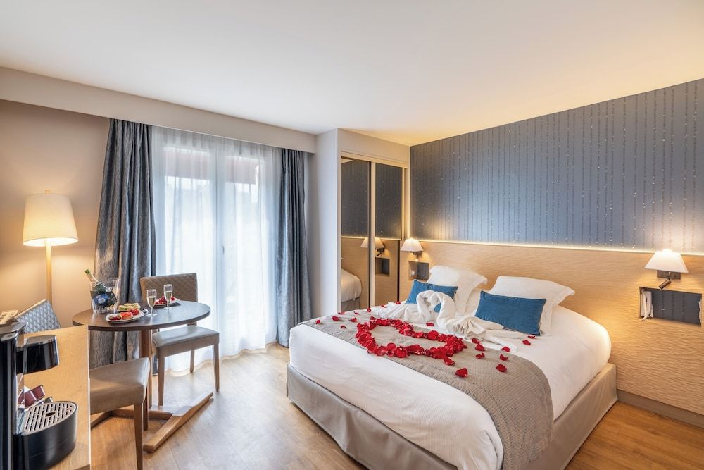  La Closerie – SPA & Résidence Hôtel Comfort Room, Balcony 4