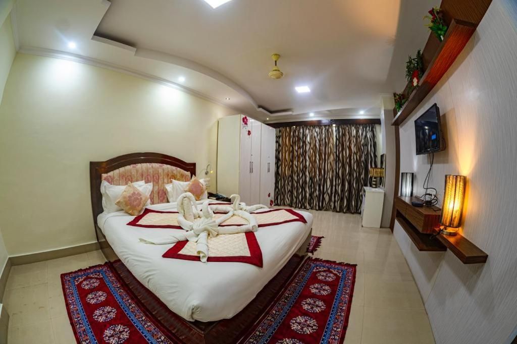 Bodhgaya Regency Hotel Executive Double or Twin Bed Room 7