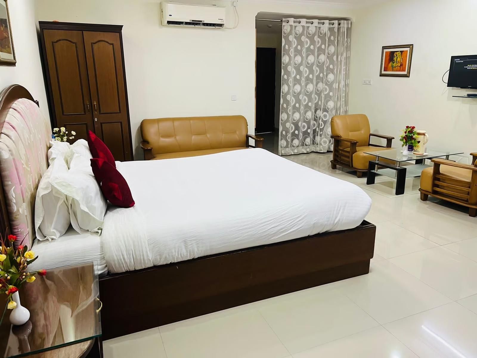 Bodhgaya Regency Hotel Executive Double or Twin Bed Room 2