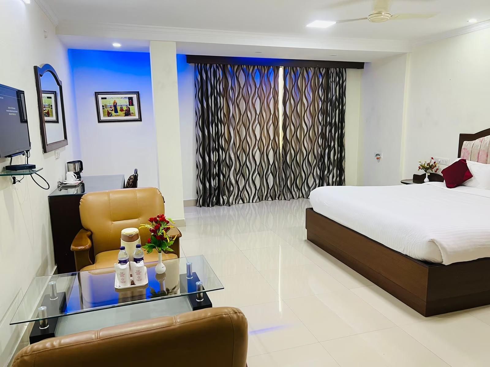 Bodhgaya Regency Hotel Executive Double or Twin Bed Room 3