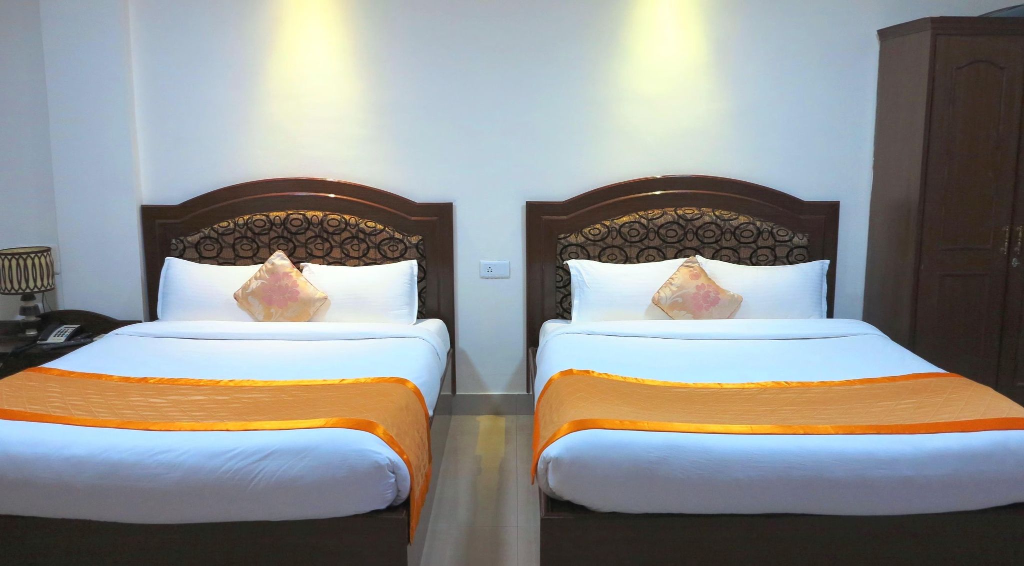 Bodhgaya Regency Hotel Executive Double or Twin Bed Room 4
