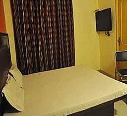 Standard Single Room.