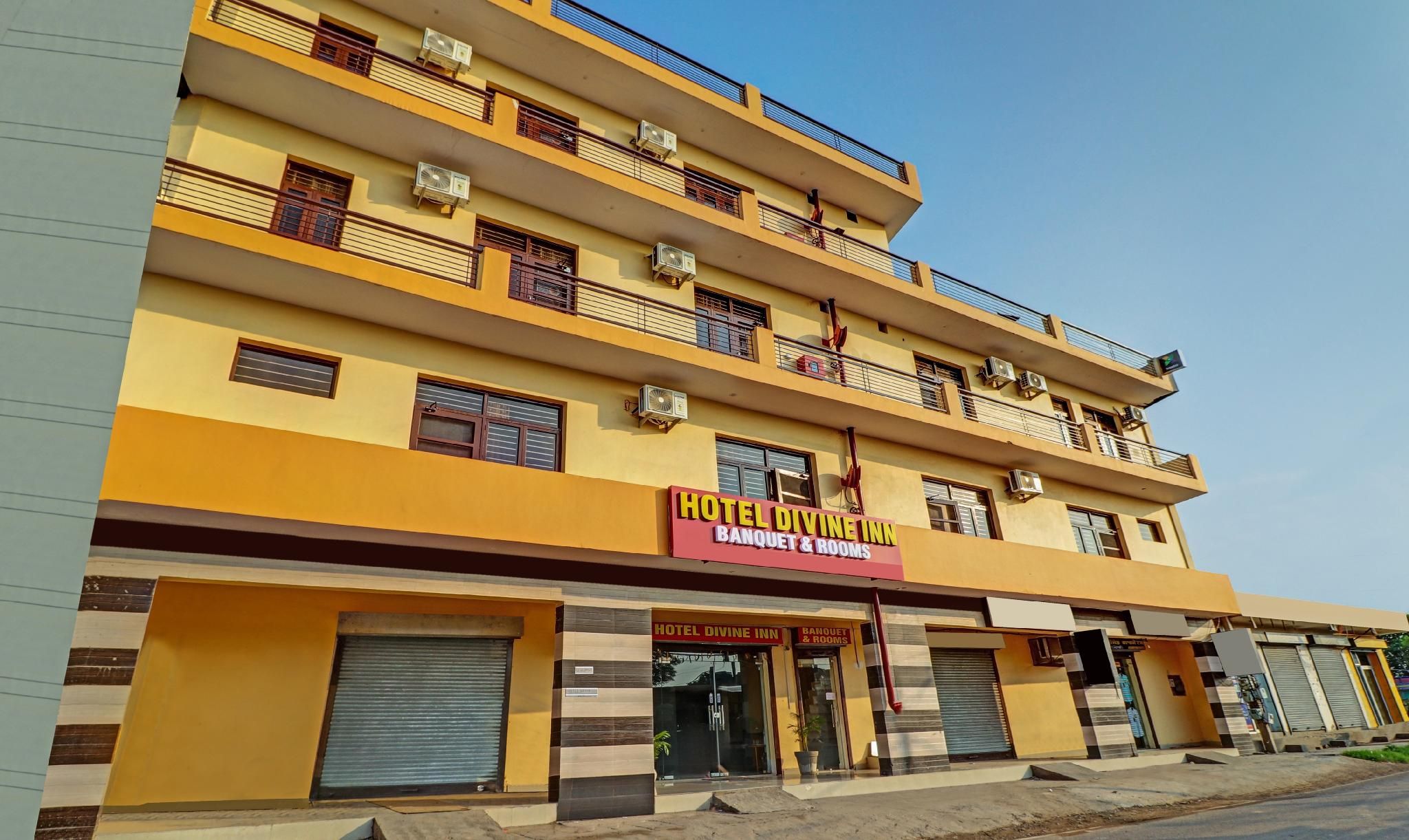 undefined Itsy By Treebo - Divine Inn 9