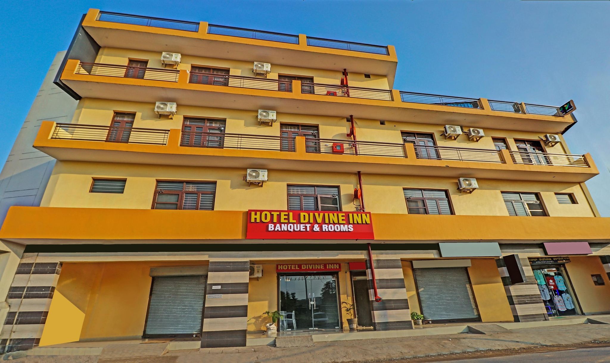 undefined Itsy By Treebo - Divine Inn 6