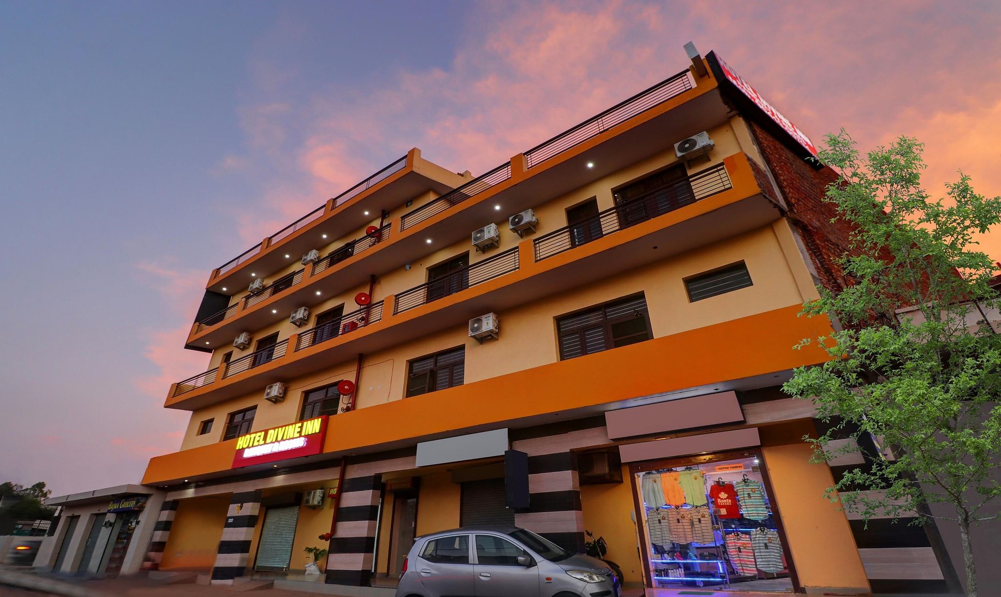 undefined Itsy By Treebo - Divine Inn 5