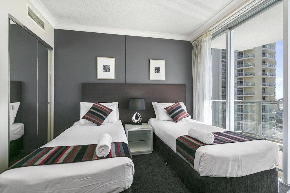 2 Bedroom 2 Bathroom Apartment