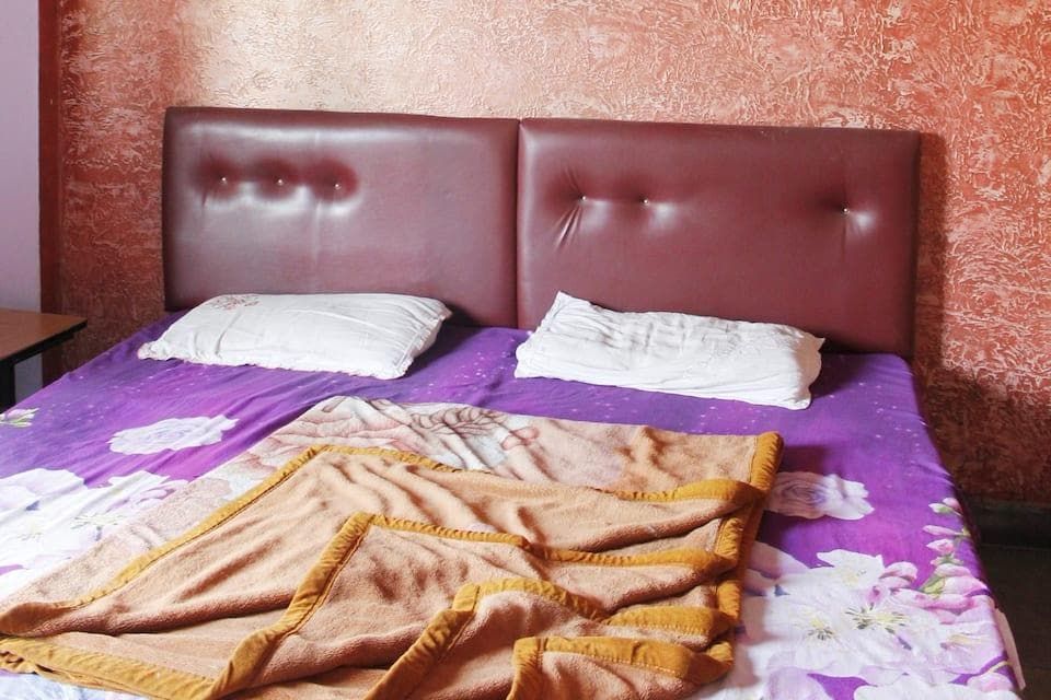 undefined Hotel R K Plaza 5