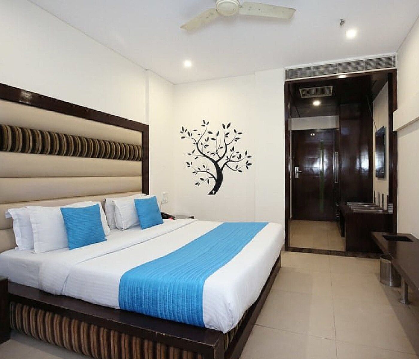 Club Room