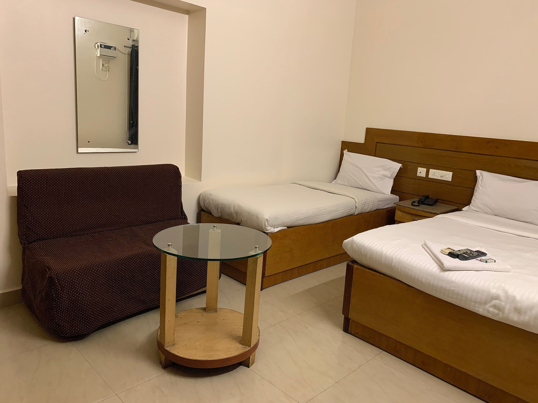 Half Moon Palace Standard Double Room 2