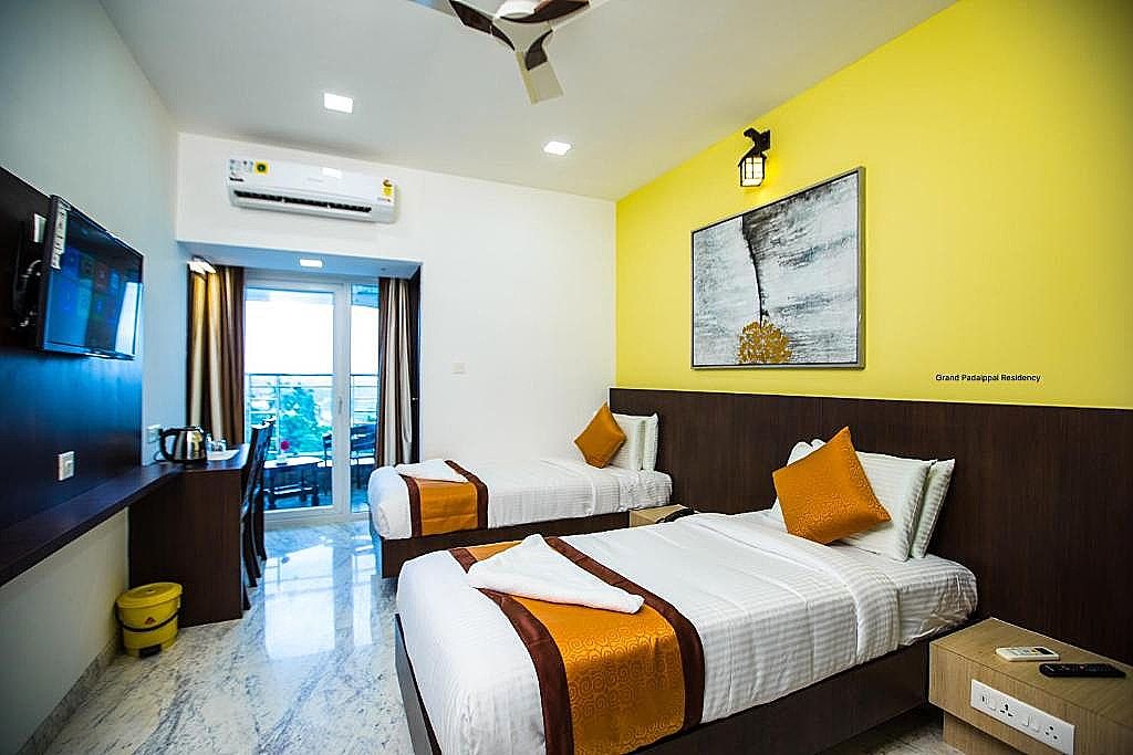 Grand Padappai Residency Twin Share with Balcony 6