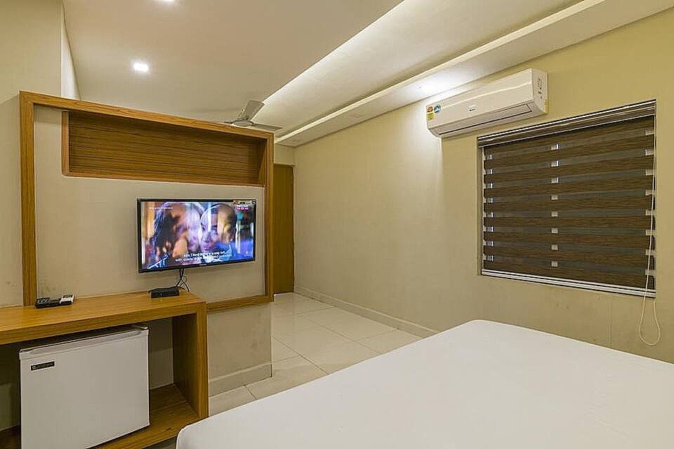 HOTEL CRESCENT INN  Executive Room 5