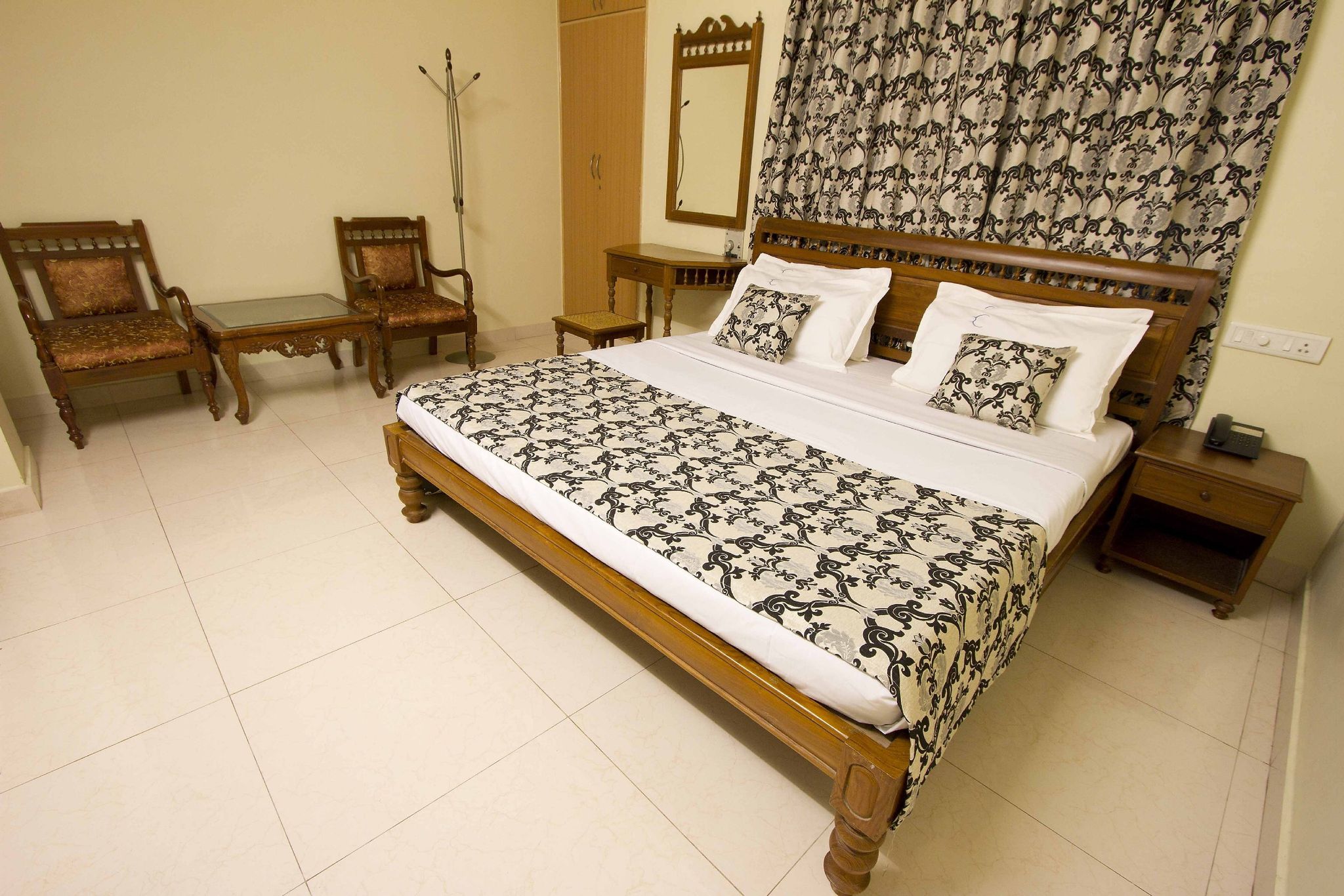 Crescent Homes Deluxe Room 5