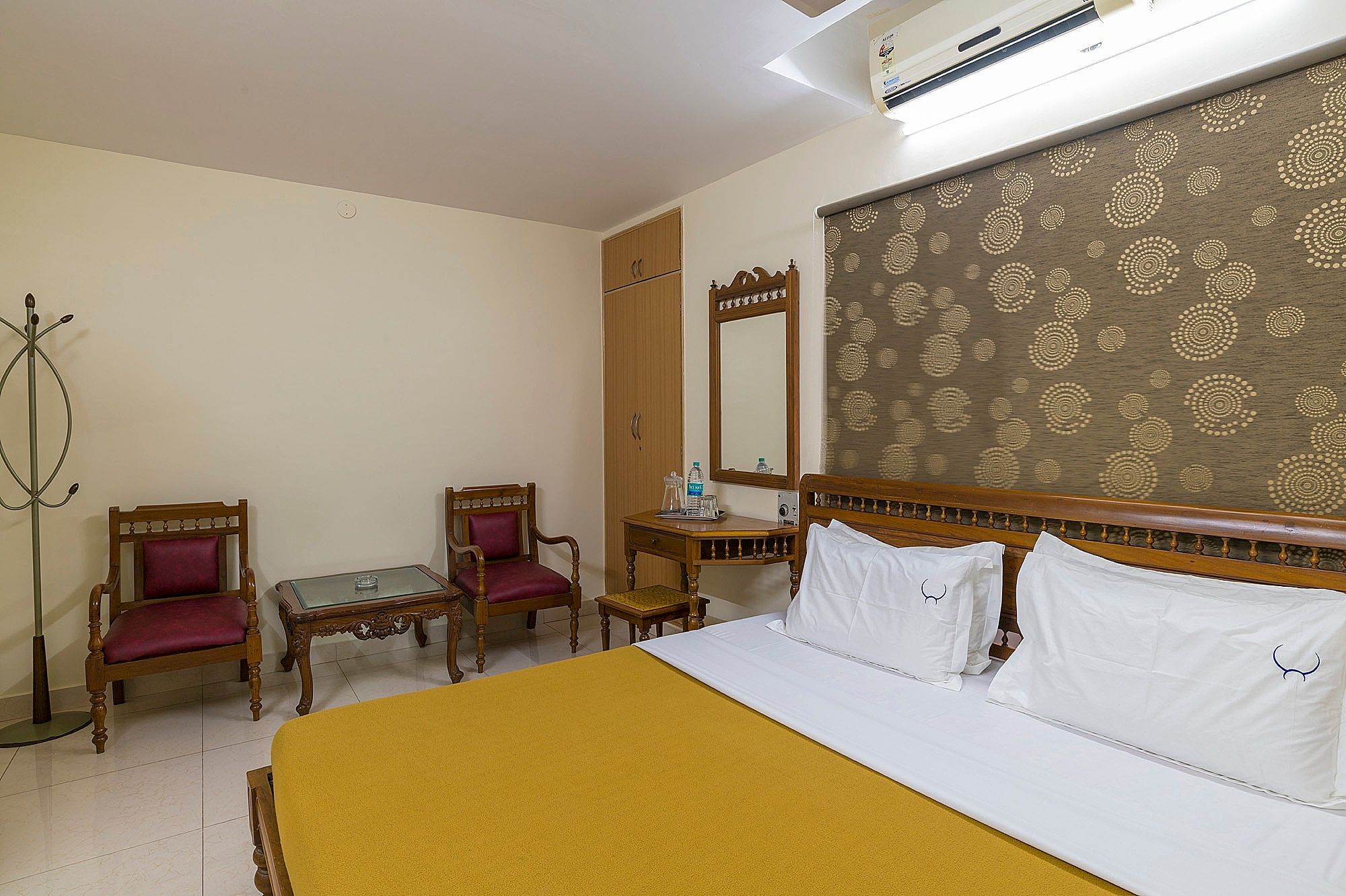 Crescent Homes Deluxe Room 6