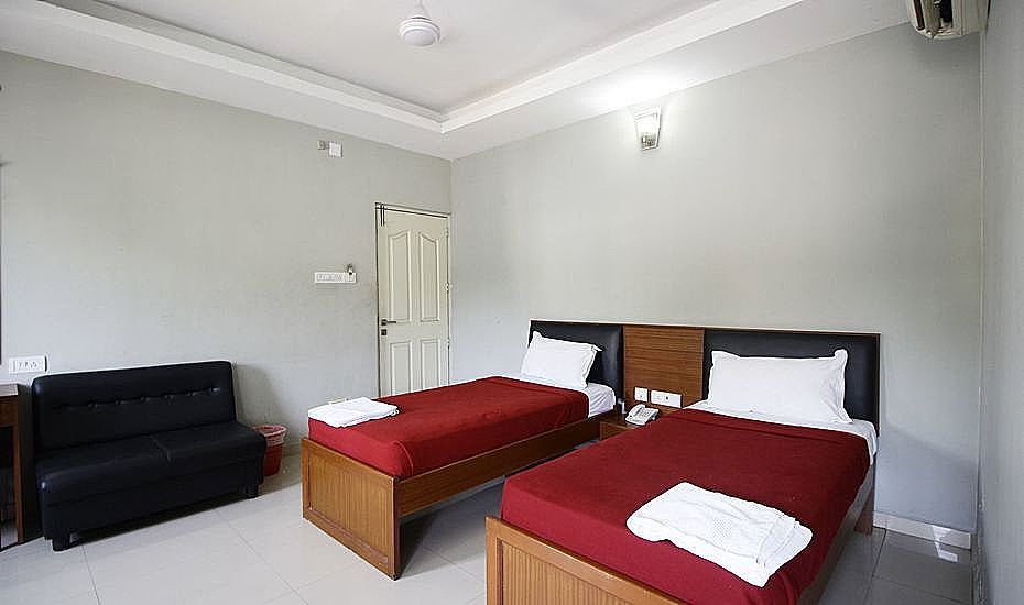 Deluxe Double Non AC Room