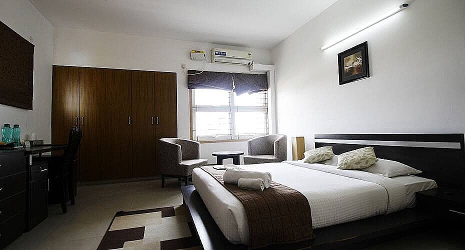 undefined Sabari Mondrain 5