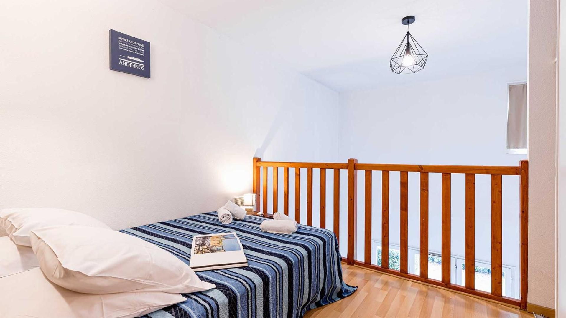 Duplex Apartment with 2 Bedrooms and a Mezzanine Level (8 People)