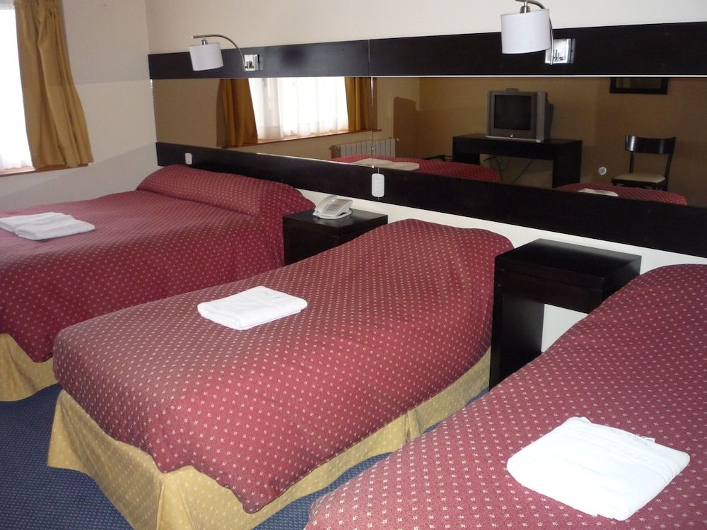 Marcopolo Suites Calafate Triple Room, 3 Twin Beds