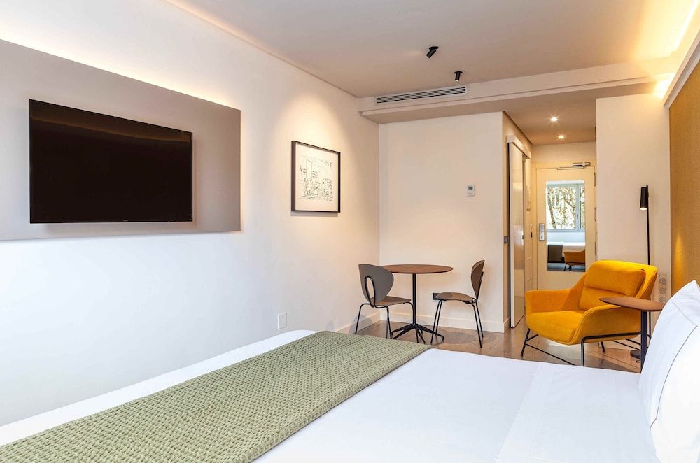 undefined Suites Viena Plaza de España