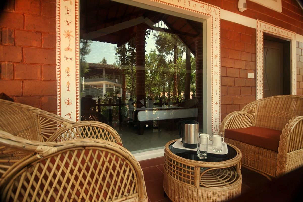 Coffee Grove Resort Deluxe Double Room 3