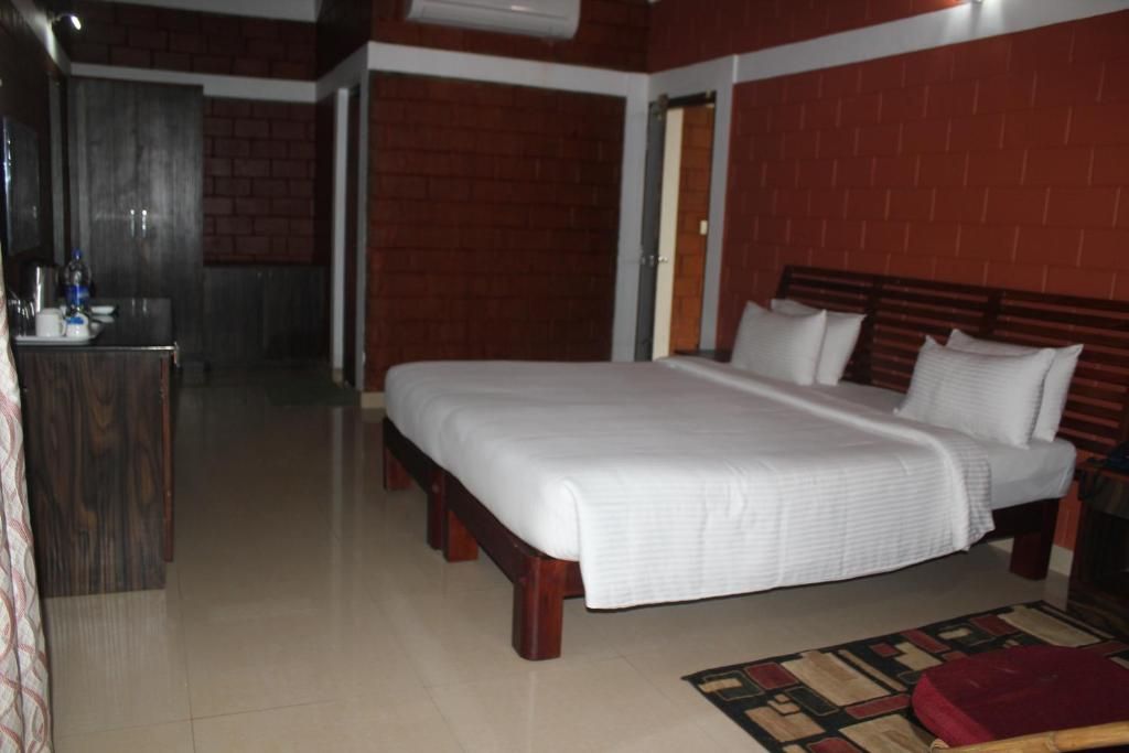 Coffee Grove Resort Deluxe Double Room