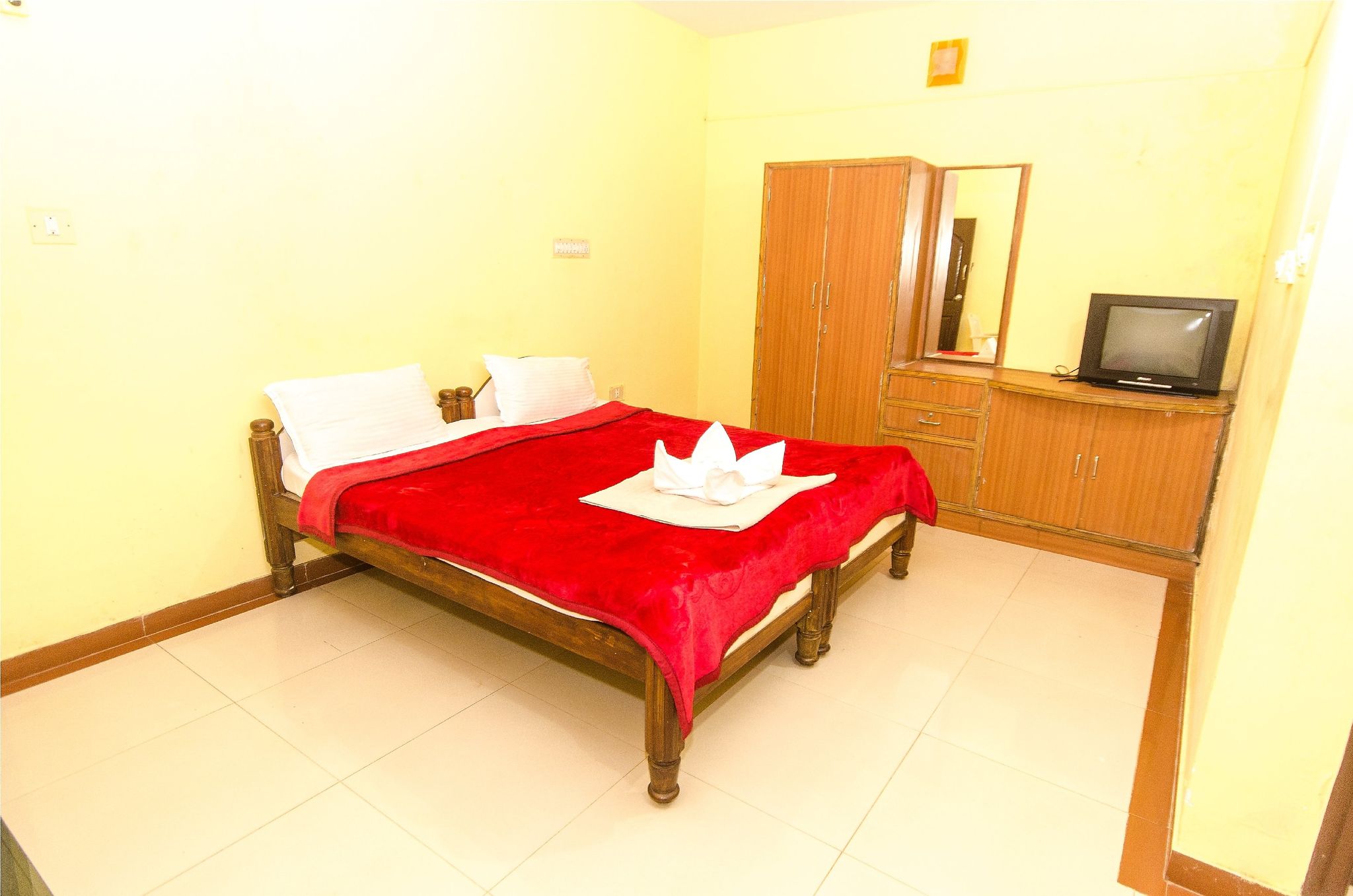 Green Wood Resort Garden View 7