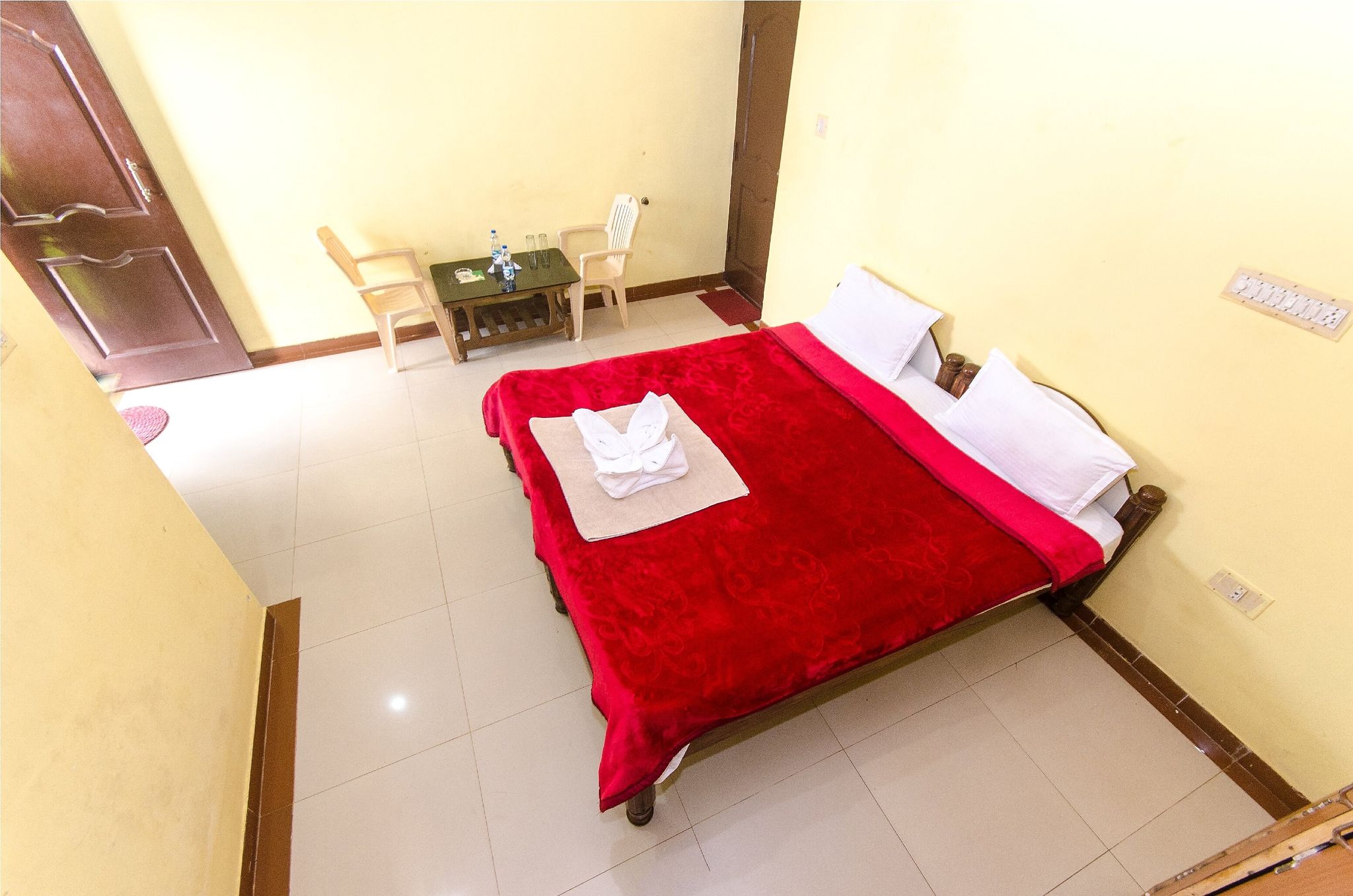 Green Wood Resort Garden View 9