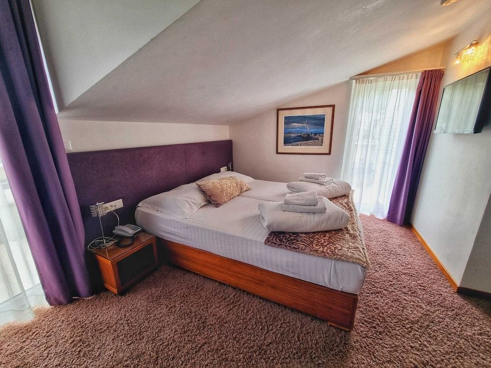 Hotel Gala Split Classic Triple Room, Balcony 3