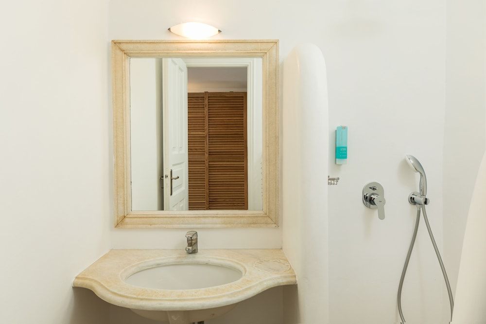 Corfos Hotel Superior Room, Pool View 12