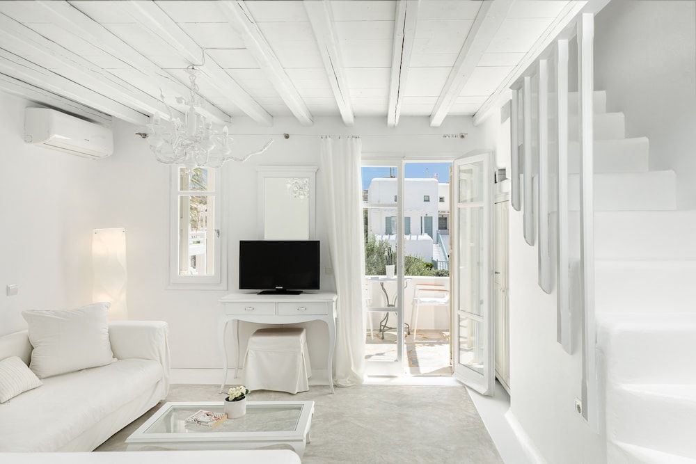 Corfos Hotel Deluxe Suite 7