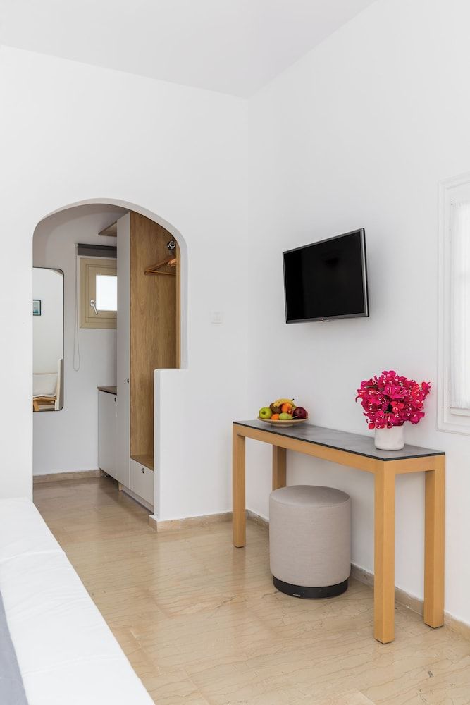 Corfos Hotel Superior Room, Pool View 17