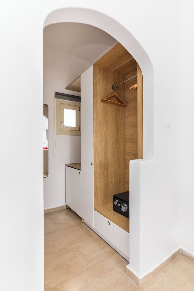 Corfos Hotel Superior Room, Pool View 10