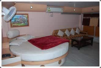 undefined Hotel O Shree Goverdhan Palace 7