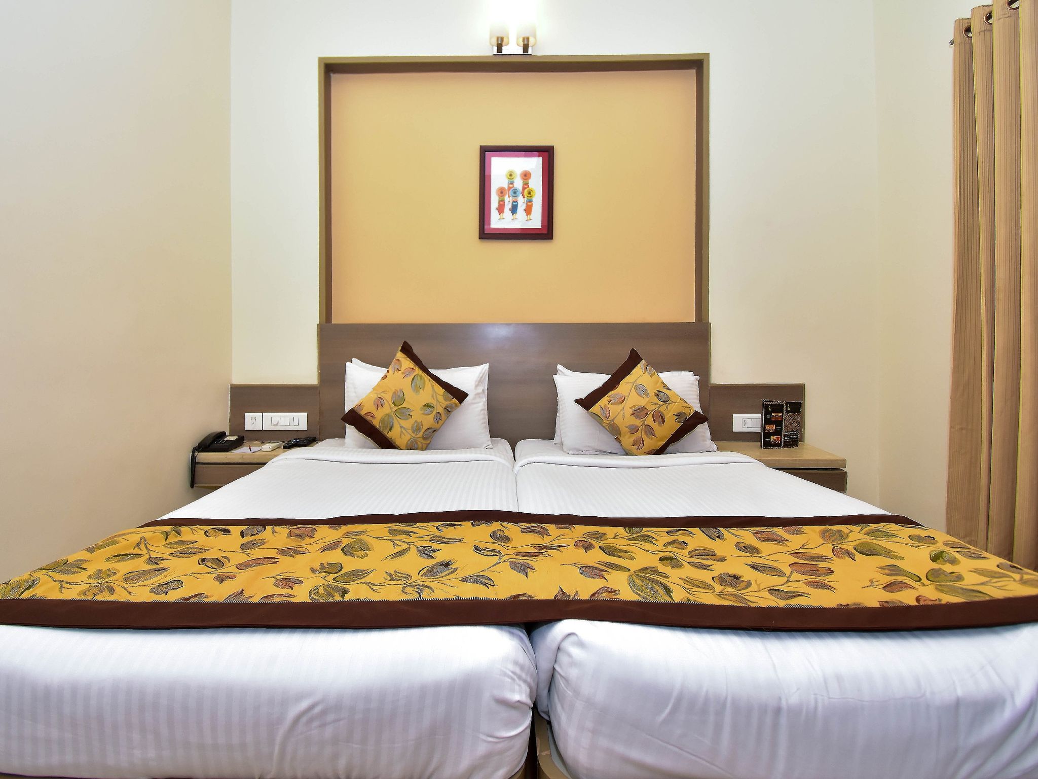 Hotel Land Mark Economy  Room 14