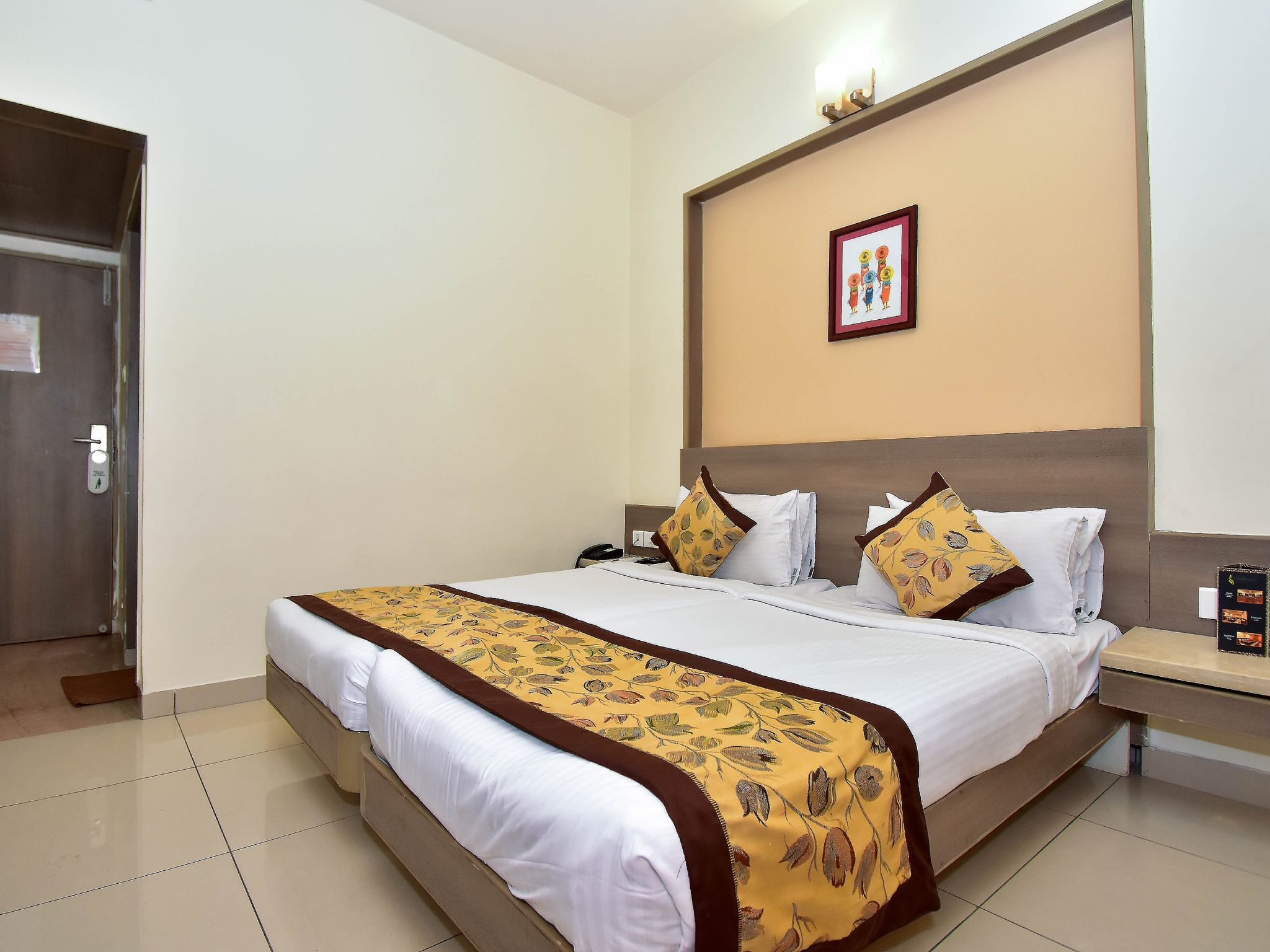 Hotel Land Mark Economy  Room 16