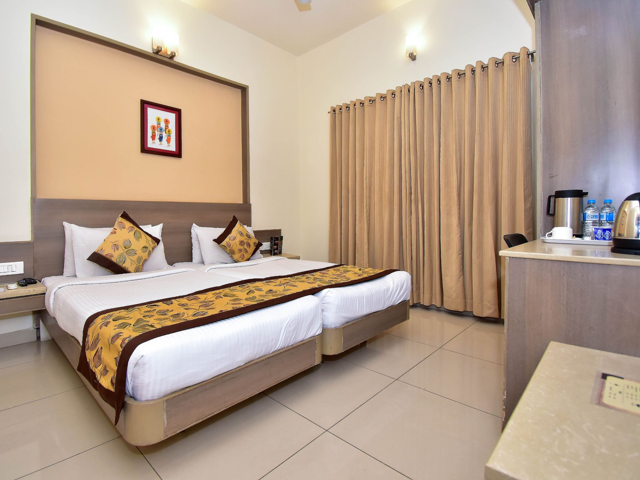 Hotel Land Mark Economy  Room 13