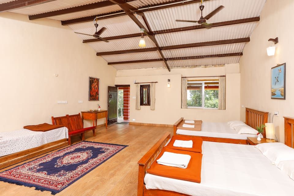 DEVASHOLA HOMESTAY Madwa