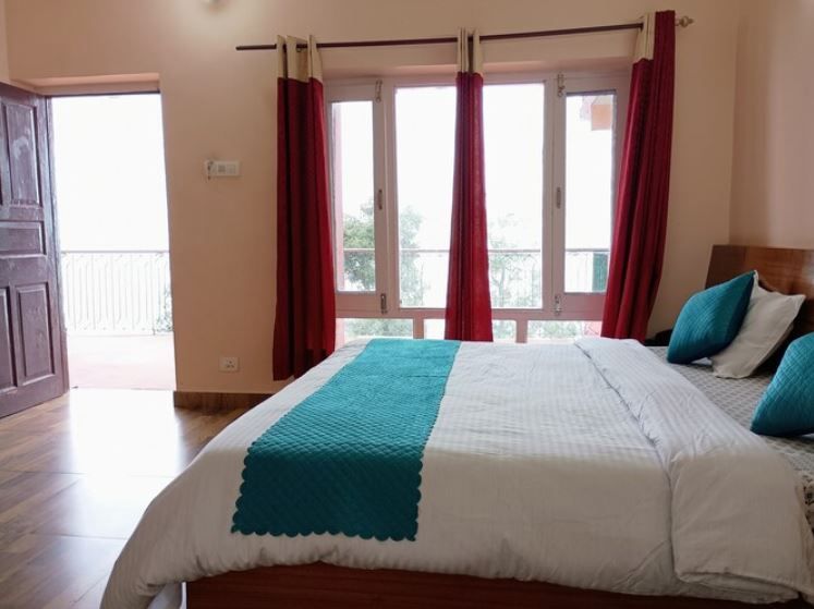 Super Deluxe Room (30 steps Walking- No Parking )